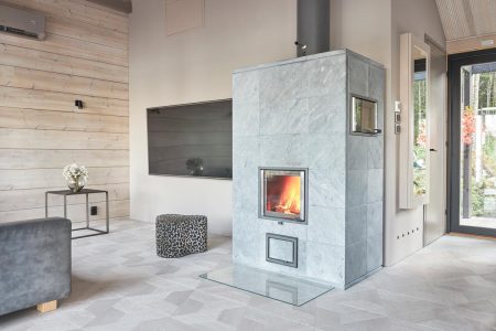 Fireplace with baking oven, made to order